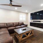 Oakridge Cres Main Floor