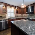 Oakridge Cres Main Floor